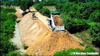 Excellent 5 TON Truck Dumping Stone With MITSUBISHI DOZER Pushing Building Village Road