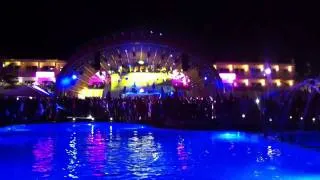 Swedish House Mafia - One (Live @ Ushuaia Ibiza 13/07/2011)