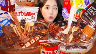 🍫 SNACK SOUP WITH CHOCOLATE MILK & WHITE MILK ASMR MUKBANG I NUTELLA MALTESERS STARBUCKS