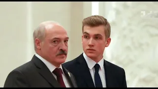 Лукашенко стукнули! Беларусы в шоке – охватила паранойя: началась осада. Шарахается на каждом углу