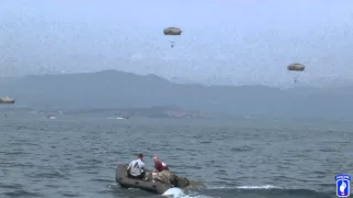 173rd Airborne Brigade and the Italian Army`s 4th Alpini Regiment Conduct a Combined Water Jump