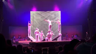 Cirque du Soleil Echo Teeterboard