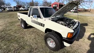 1986 Toyota Pickup Cold Start