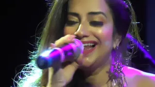 Namak Halaal - Jawani Janeman Haseen Dilruba - Anita Sharma Live #anitasharma #ashabhosle