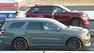 Hellcat Durango vs Jeep Trackhawk - drag racing