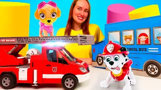 Video für Kinder - Paw Patrol Spielzeuge auf Deutsch. Lana und Marshall suchen das Feuerwehrauto