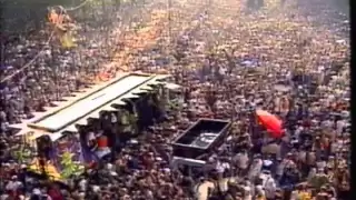 Love Parade Berlin 1995 - Peace On Earth (Official Video Documentary)