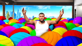 Turning FRANKLIN'S HOUSE into a BALL PIT in GTA 5!