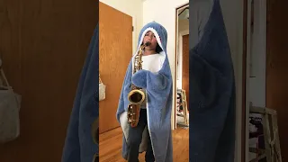 Baby shark on Alto Sax!!🦈🦈🦈🎷🎷🎷