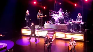 Dennis Deyoung of Styx was pissed for keyboard malfunction. Come sail away.  03/23/2018