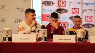 Jakub Martys na konferencji przed galą boksu Boxing Night 15 w Starachowicach