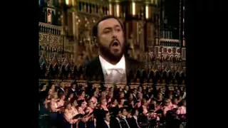 Luciano Pavarotti - Ave Maria, Notre Dame Cathedral, Montreal 1978