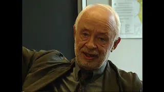 Martin Šimek interviewt journalist H.J.A. Hofland (1997)
