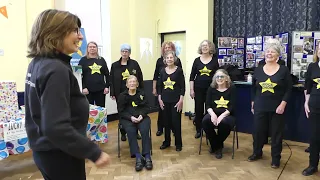 Rock Choir sing Sweet Child Of Mine at Wings in Wombourne (27-04-24)