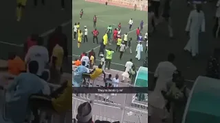 Fans Beat Referee in Nigerian League Match between Kano Pillars and Katsina United