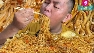 ASMR MUKBANG MIE GACOAN LEVEL 8 LANGSUNG 3 BUNGKUS!!  MUKBANG MAKANAN PEDAS