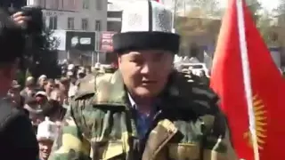 Камчыбек Ташиев на митинге в Кербене