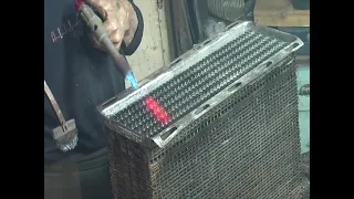Ремонт (пайка) трубок шестирядного радиатора охлаждения ч 1