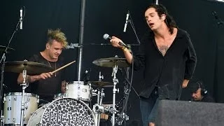 Instavid of The 1975 at Glastonbury 2014