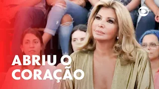 Roberta Close conta desafios que enfrentou em relação a sua transexualidade | Altas Horas | TV Globo