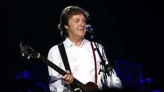Paul McCartney Live At The Air Canada Centre, Toronto, Canada (Sunday 8th August 2010)