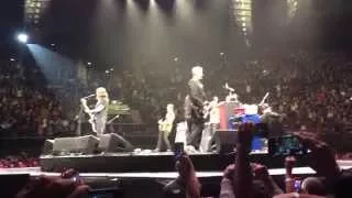 Foo Fighters - Intro & Detroit Rock City feat. Paul Stanley (Live at The Forum 1/10/15)