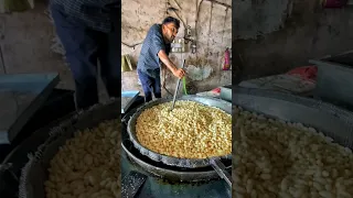 गेंहु के भी मुरमुरे बना दिए इन्होंने तो😱😱 Unique Wheat Murmure Making of India😳😳 #shorts #food