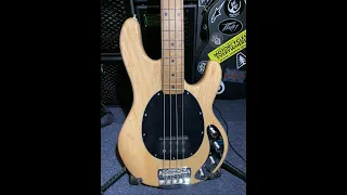 Review - SBMM Ray34 -Budget Stingray Bass