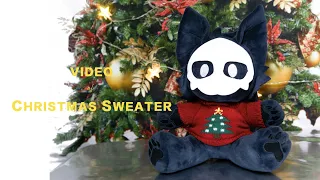 Puro put on a Christmas Sweater~