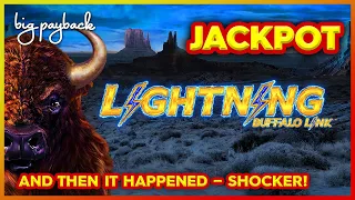 I CRUSHED Lightning Buffalo Link Slot - JACKPOT, YES!!!