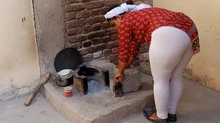 Morning Routine of Desert Women | Cooking Traditional Breakfast | Pakistan Beautiful Village Life