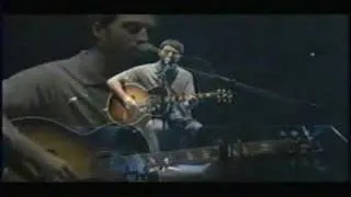 Oasis (Noel Gallagher) - Wonderwall live 2002