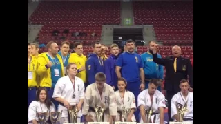 Церемонія нагородження на чемпіонаті Європи з Кіокушинкай карате (2016, Болгарія))