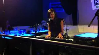 Christina Perri - Jar of Hearts (Live 12-16-10 in Bakersfield, CA)