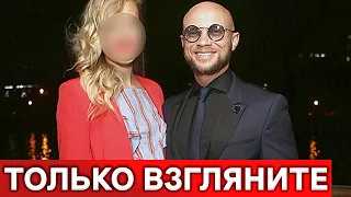 Редкий случай : Дмитрий Хрусталев вывел в свет красавицу жену...