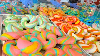 A bagel shop that sells over 10,000 pieces a month! Amazing rainbow bagels - Korean street food