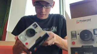 Polaroid OneStep 2 (Unboxing and Pictures)