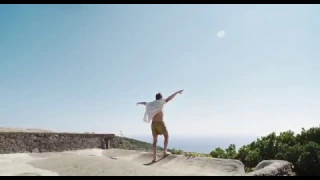 Рэйф Файнс танцует Emotional Rescue Rolling Stones (Большой всплеск)