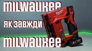 Степлер акумуляторний MILWAUKEE M12 BST-0 відео огляд.