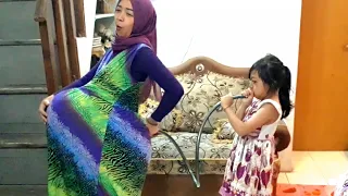 TIUP MAMA SAMPAI PERUTNYA BUNCIT