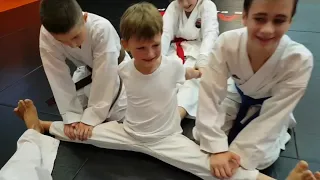 Splits in Karate (getting to black belt is not easy)