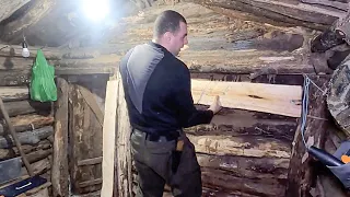Building wooden houses, interior decoration with chainsaw l Build Shelter In The Forest