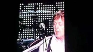 Paul McCartney - Blackbird (Live in Lima - May 9,2011)