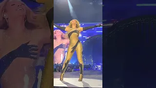 Beyoncé - Heated (Live Renaissance World Tour)