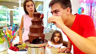 Настя и коллекция видео про День рождения Mia birthday surprises and sweets