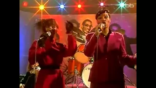 PERFORMANCE: Chic - "My Forbidden Lover" (1979)