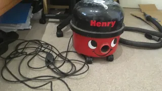 Vintage Numatic Henry hvc200 unboxing and first look