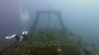 Diving the El Mina wreck Hurghada