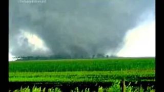 "BACK UP!" MASSIVE F4 wedge tornado!