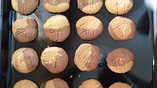 Cinnamon - sprinkled Cookies